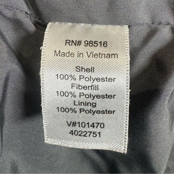 Coldwater Creek gray and white snowflake print puffer vest size XS - Picture 6 of 6